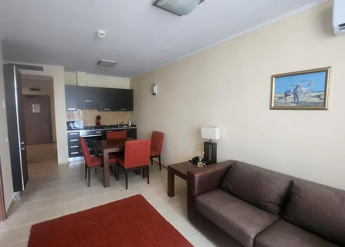 Sunset C4-17 Apartamento